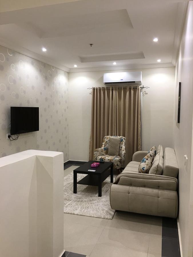 Dior Aparthotel