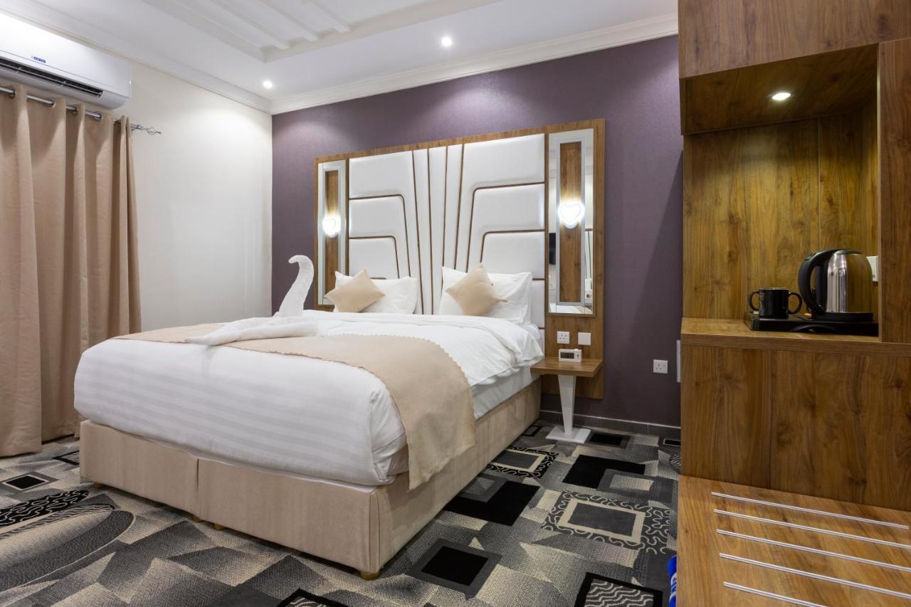 Aparthotel Dior 3*
