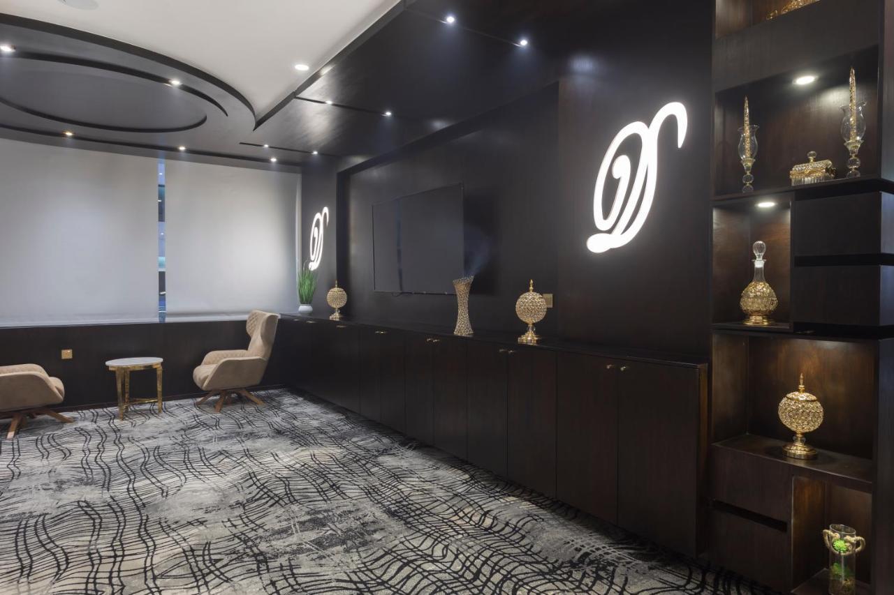 Dior Aparthotel 3*